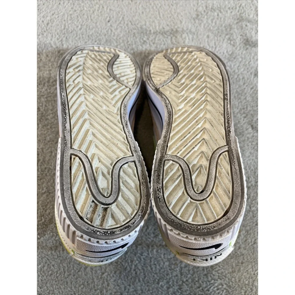 Nike Women's Court‎ Legacy Lift Low Top Happy Place Casual Sneaker Shoes Size 10